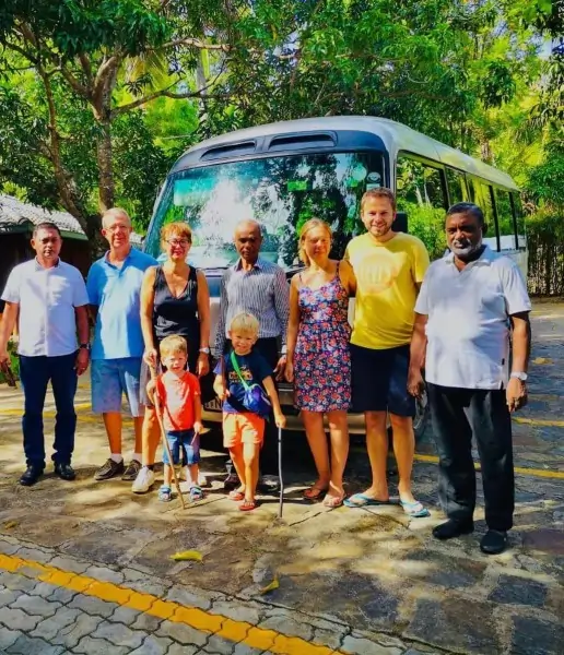 Guides Tours Vish Travel